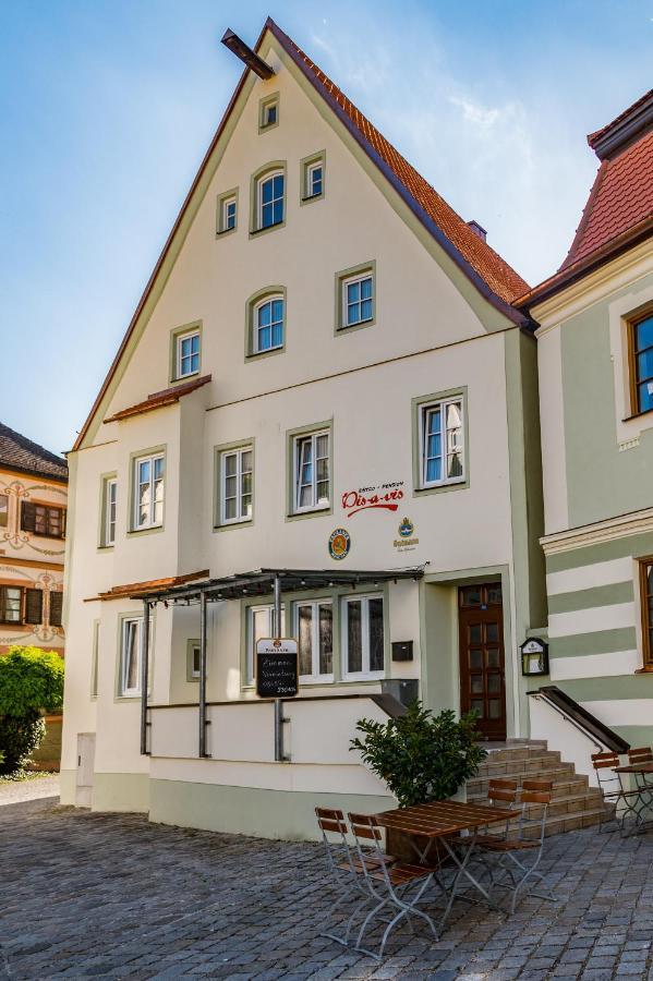 Bistro-Pension Vis-A-Vis Vohburg an der Donau Exterior photo